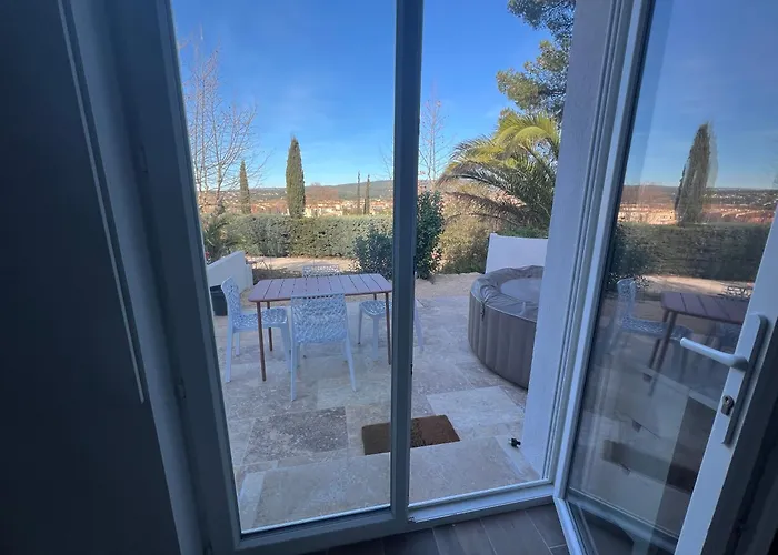 Maison T2 Avec Jaccuzi Wifi Parking