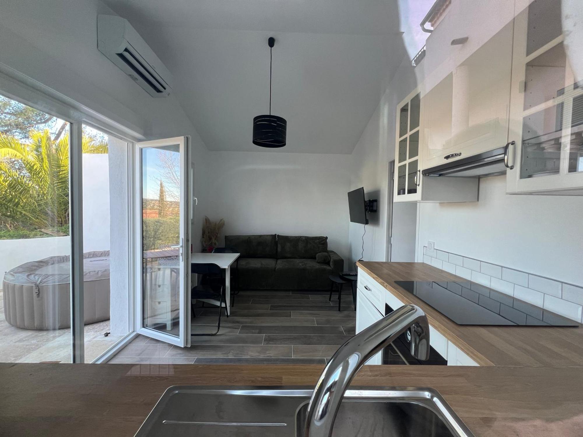 Appartement Maison T2 Avec Jaccuzi Wifi Parking