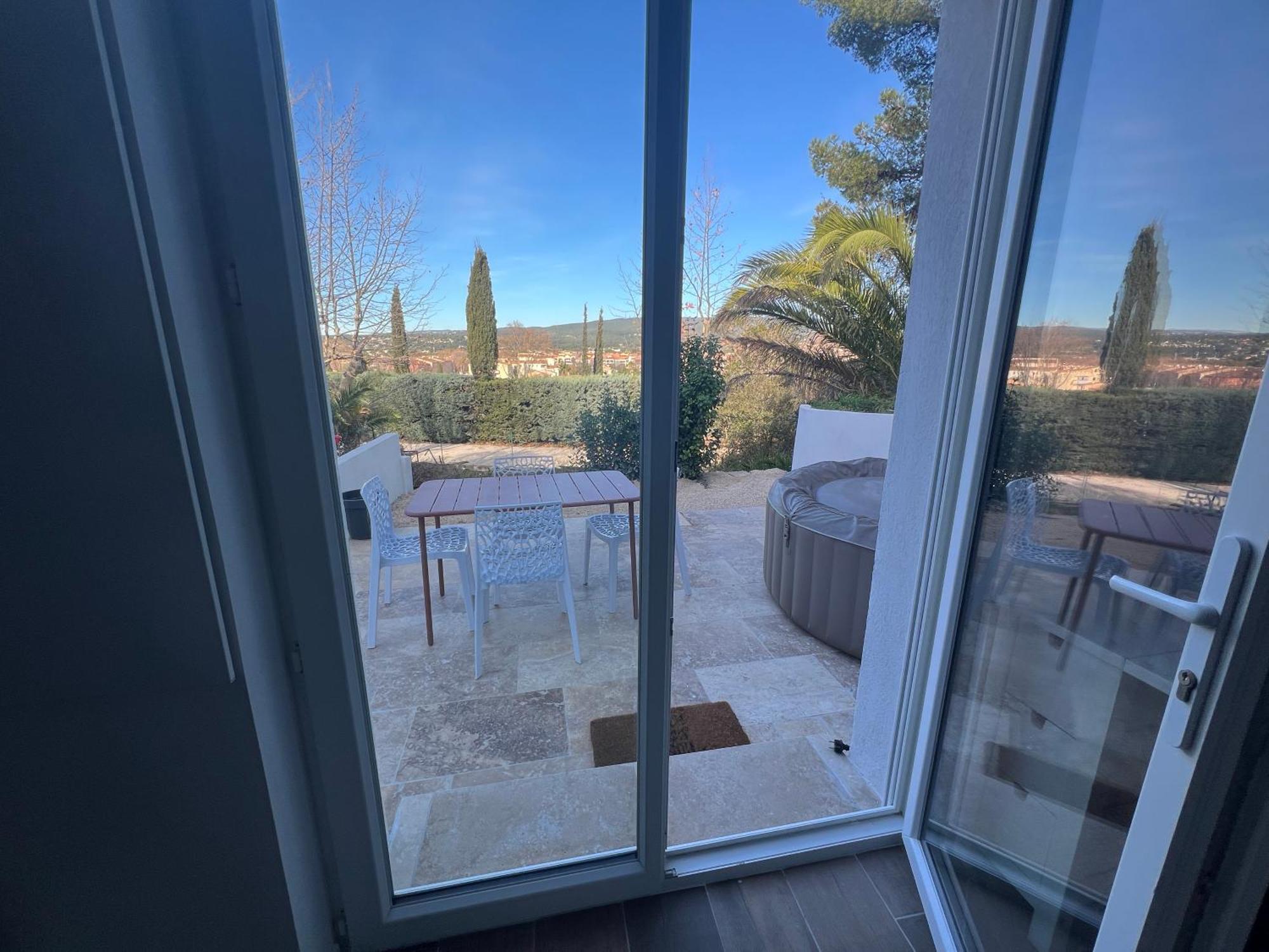 Maison T2 Avec Jaccuzi Wifi Parking Appartement *