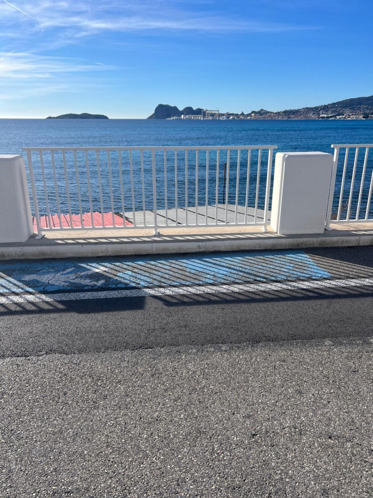 Maison T2 Avec Jaccuzi Wifi Parking Apartment Saint-Cyr-sur-Mer